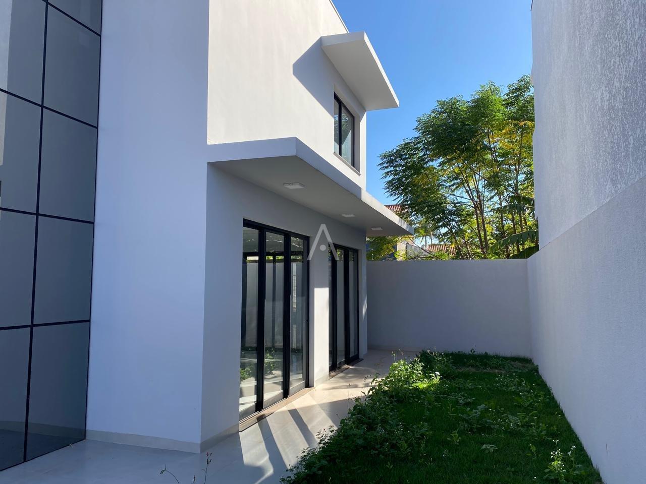 Sobrado para à venda no Bairro JARDIM GISELA em TOLEDO: 