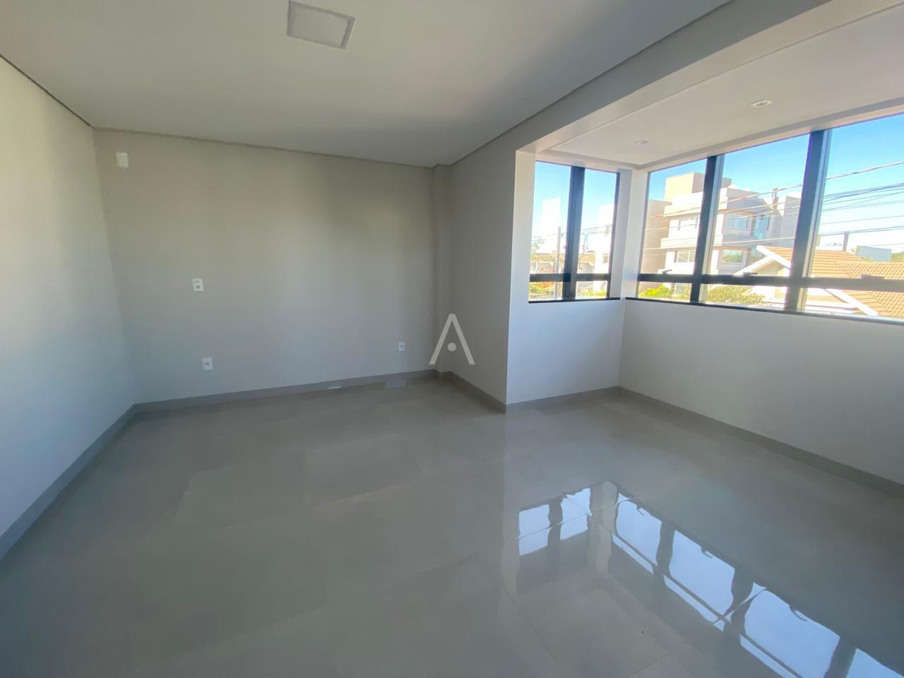 Sobrado para à venda no Bairro JARDIM GISELA em TOLEDO: 