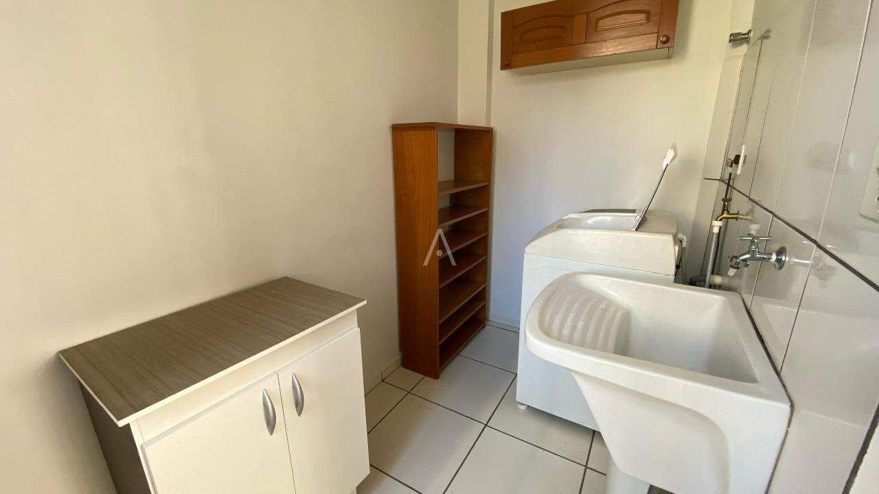 Apartamento para para aluguel no Bairro CENTRO em CASCAVEL: 
