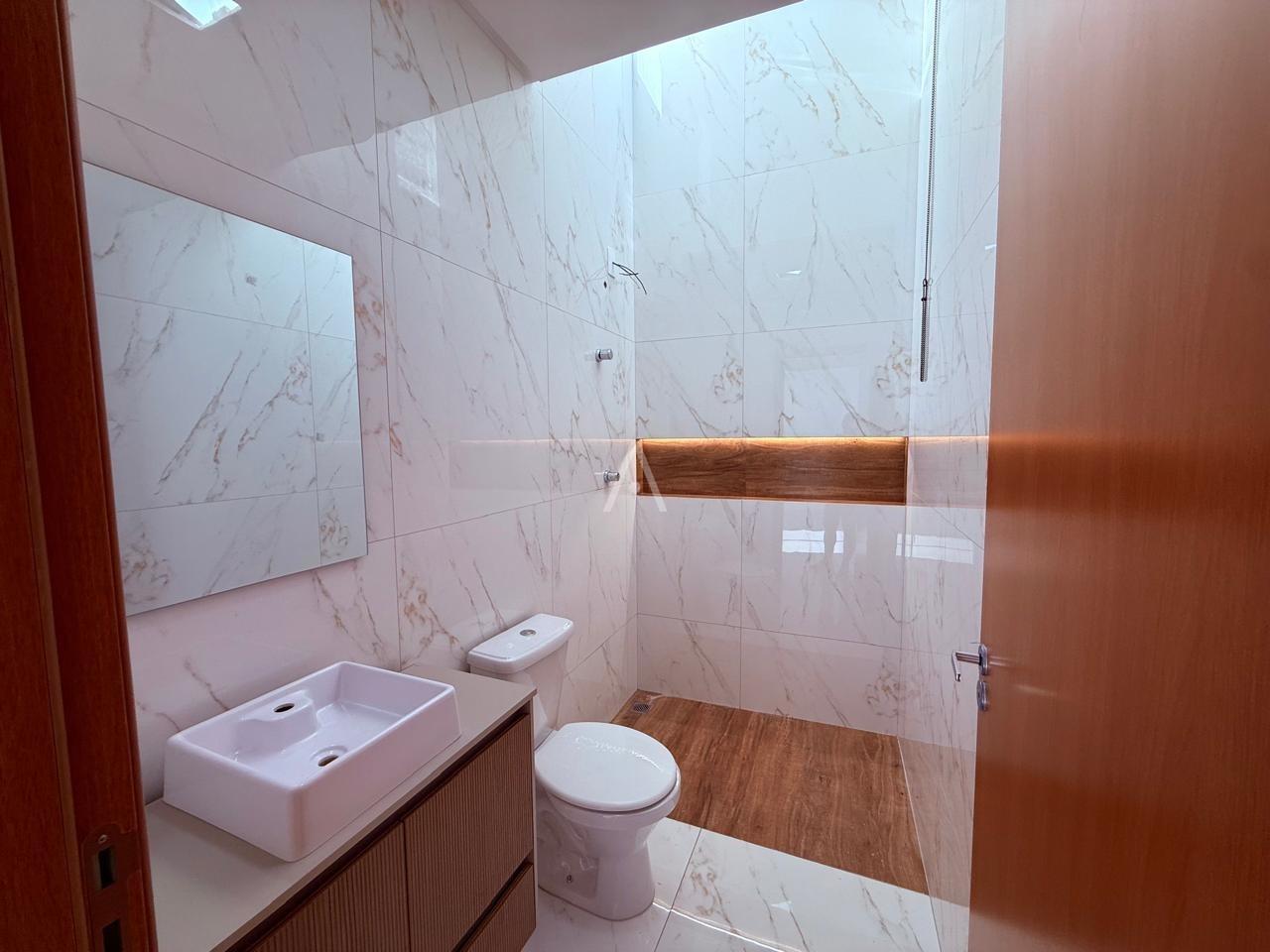 Casa Residencial para à venda no Bairro COQUEIRAL em CASCAVEL: 