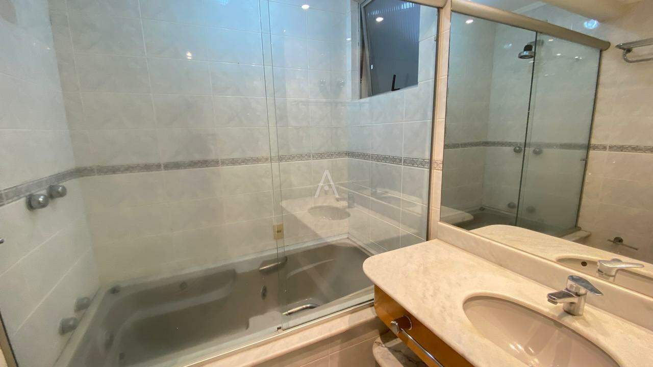 Apartamento para para aluguel no Bairro CENTRO em CASCAVEL: