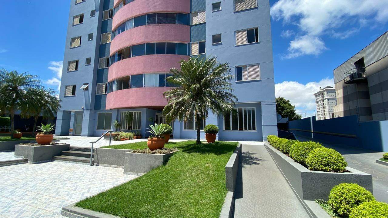 Apartamento para para aluguel no Bairro CENTRO em CASCAVEL:
