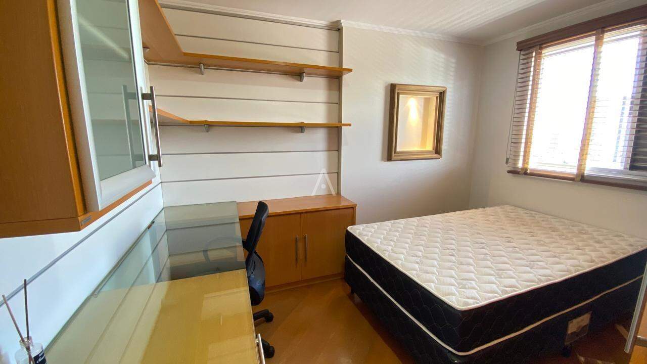 Apartamento para para aluguel no Bairro CENTRO em CASCAVEL: