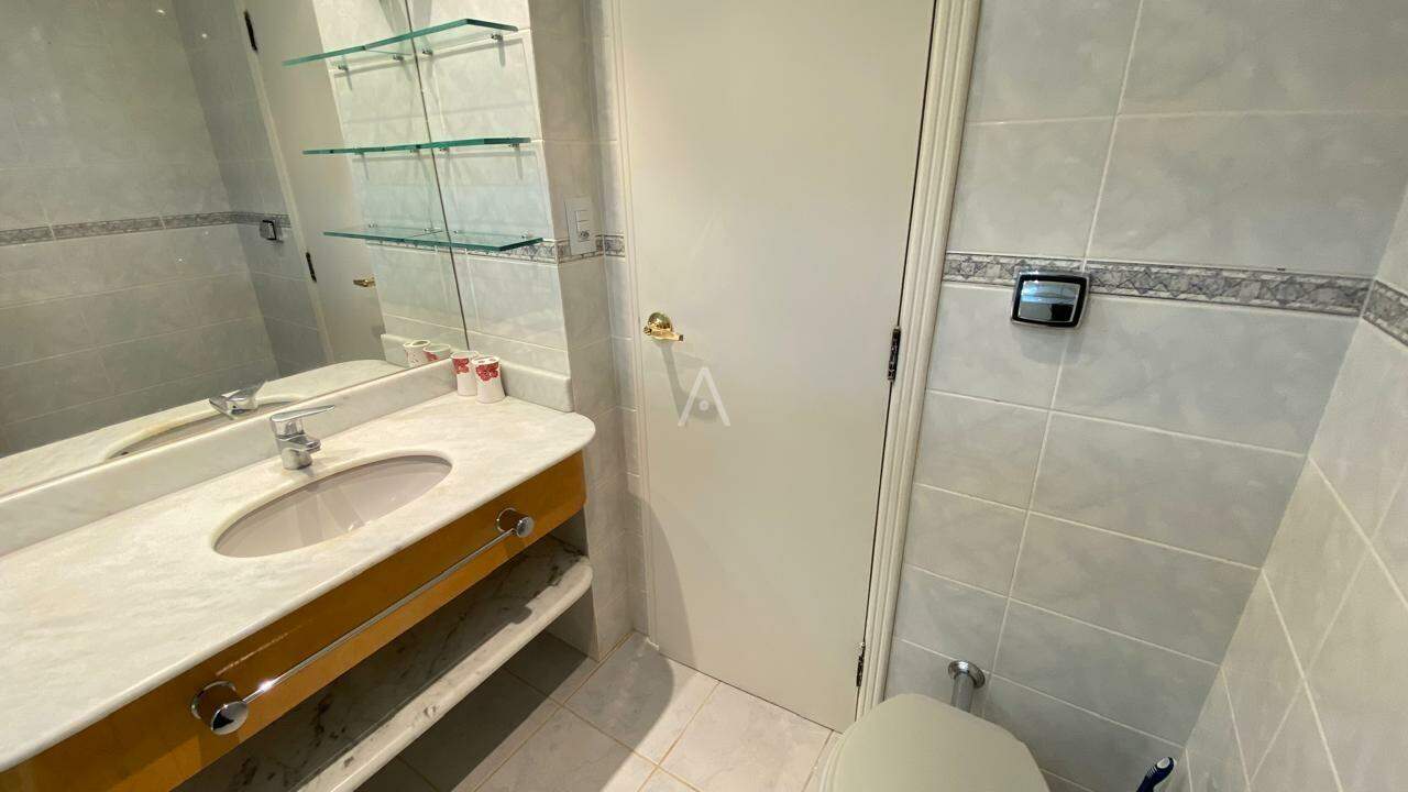 Apartamento para para aluguel no Bairro CENTRO em CASCAVEL: