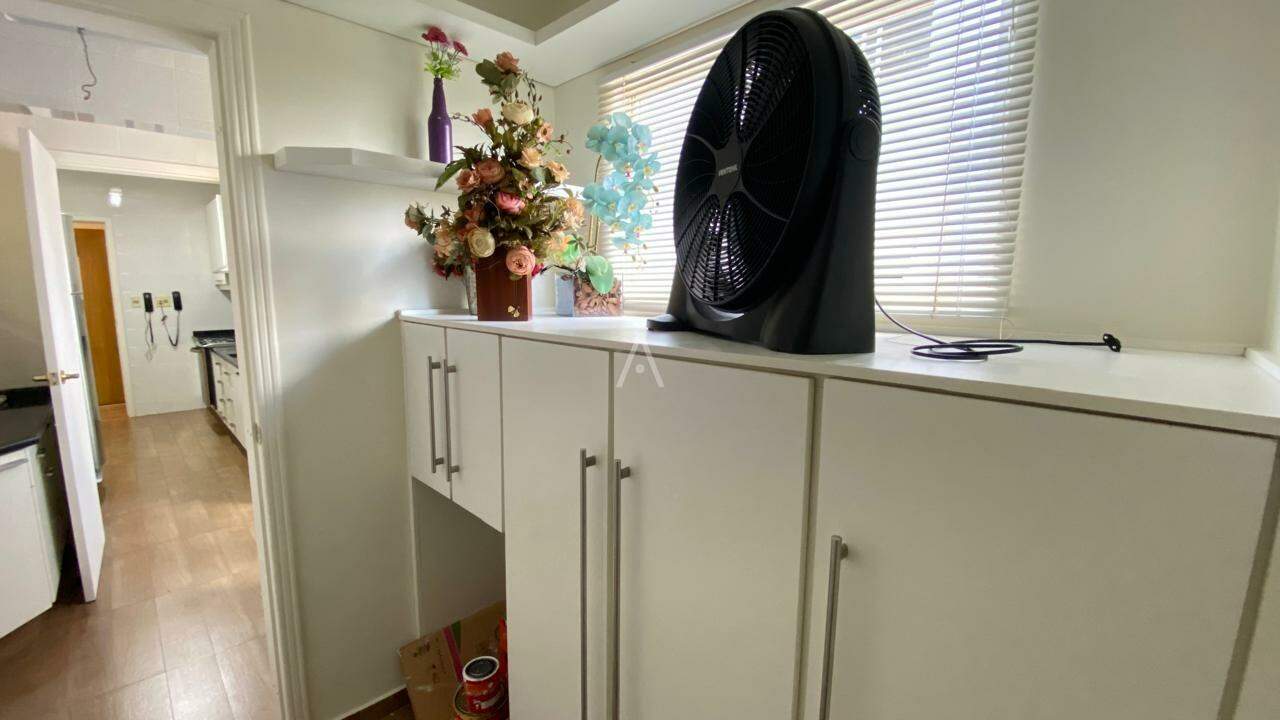 Apartamento para para aluguel no Bairro CENTRO em CASCAVEL: