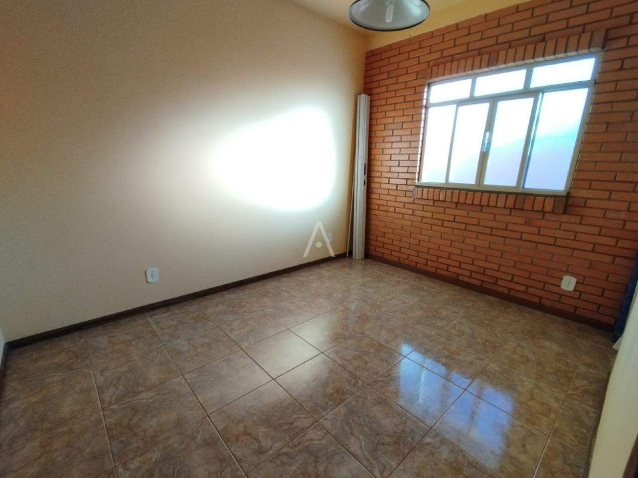 Casa Residencial para à venda no Bairro RECANTO TROPICAL em CASCAVEL: 