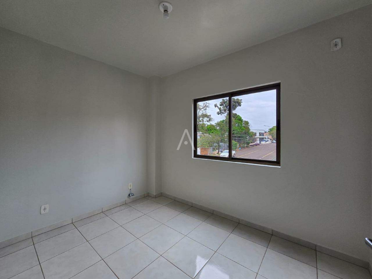 Apartamento para para aluguel no Bairro CENTRO em TOLEDO: