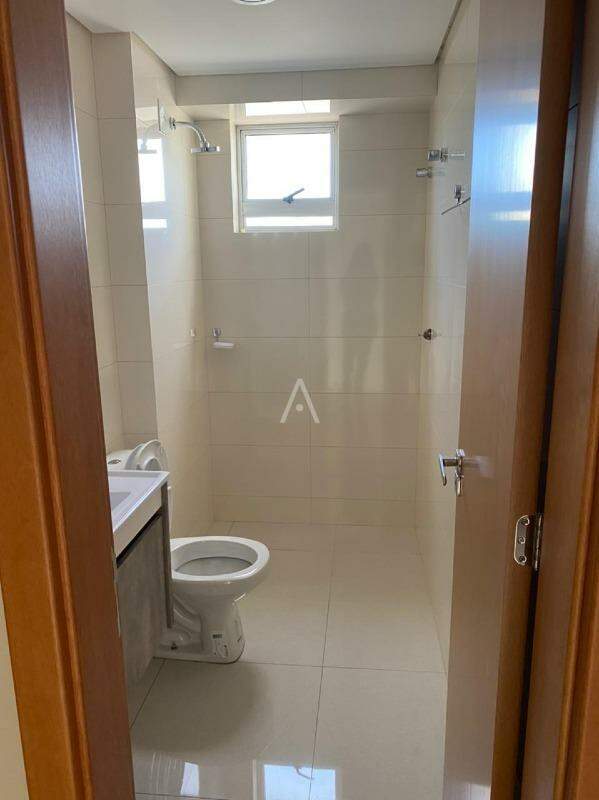 Apartamento para à venda no Bairro CENTRO em CASCAVEL: 