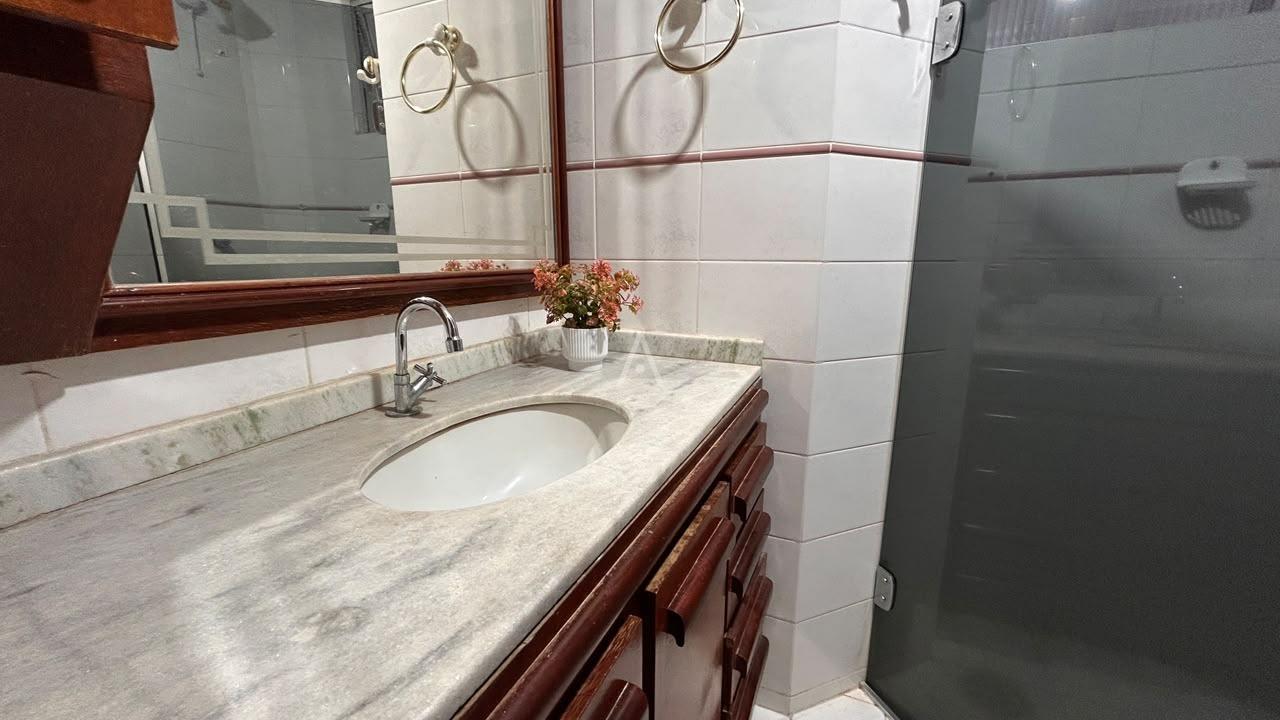 Apartamento para para aluguel no Bairro CENTRO em CASCAVEL: