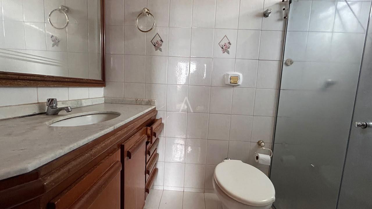 Apartamento para para aluguel no Bairro CENTRO em CASCAVEL: