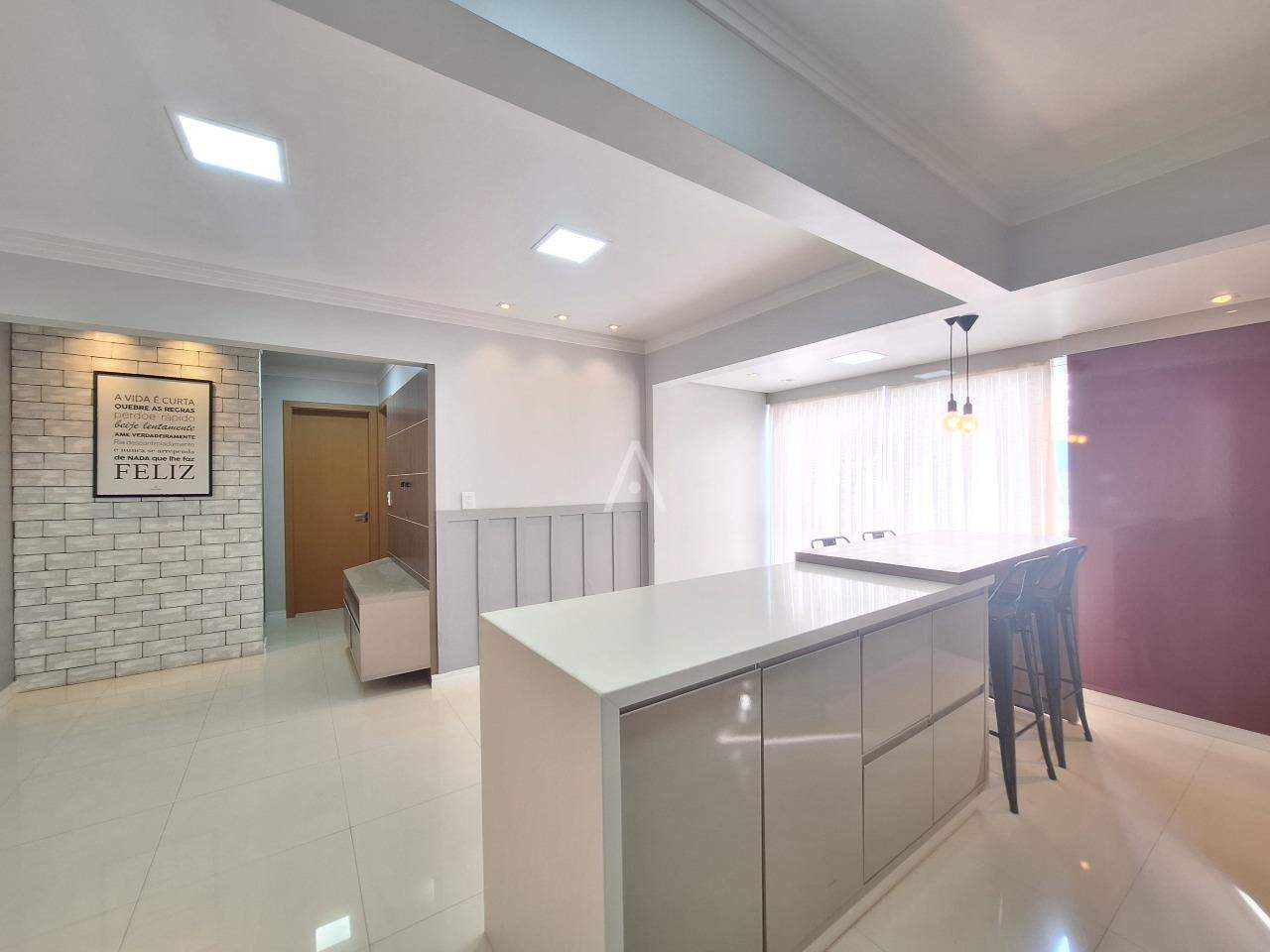 Apartamento para para aluguel no Bairro CENTRO em CASCAVEL: