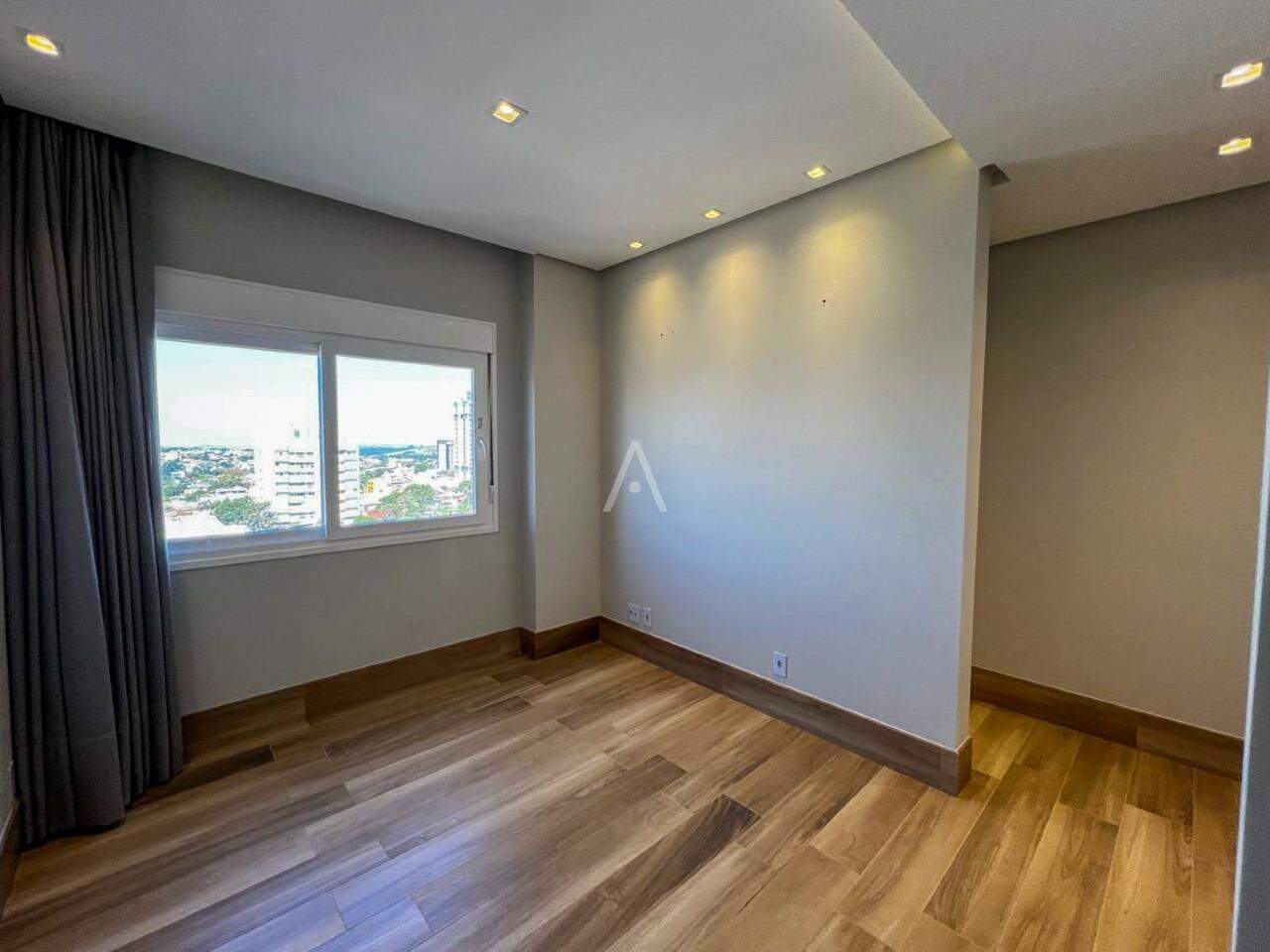Apartamento para à venda no Bairro CENTRO em CASCAVEL: 