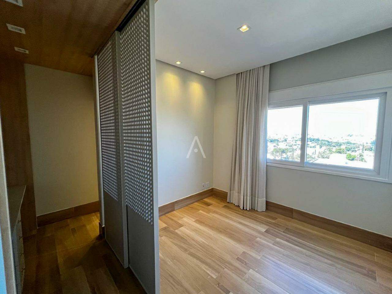 Apartamento para à venda no Bairro CENTRO em CASCAVEL: 