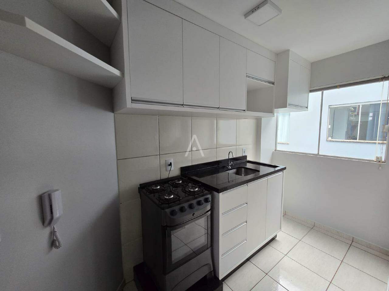 Apartamento para para aluguel no Bairro JARDIM GISELA em TOLEDO: