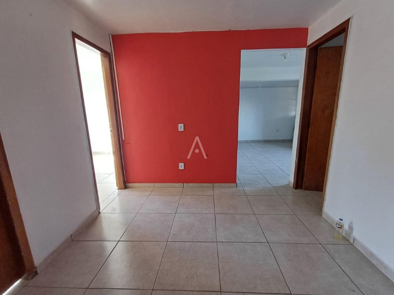 Casa Residencial para à venda no Bairro PERIOLO em CASCAVEL: 