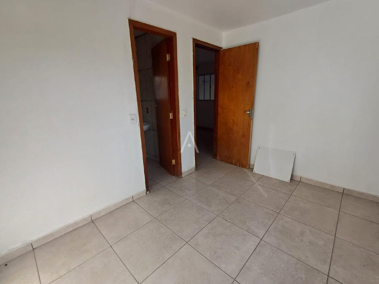 Casa Residencial para à venda no Bairro PERIOLO em CASCAVEL: 