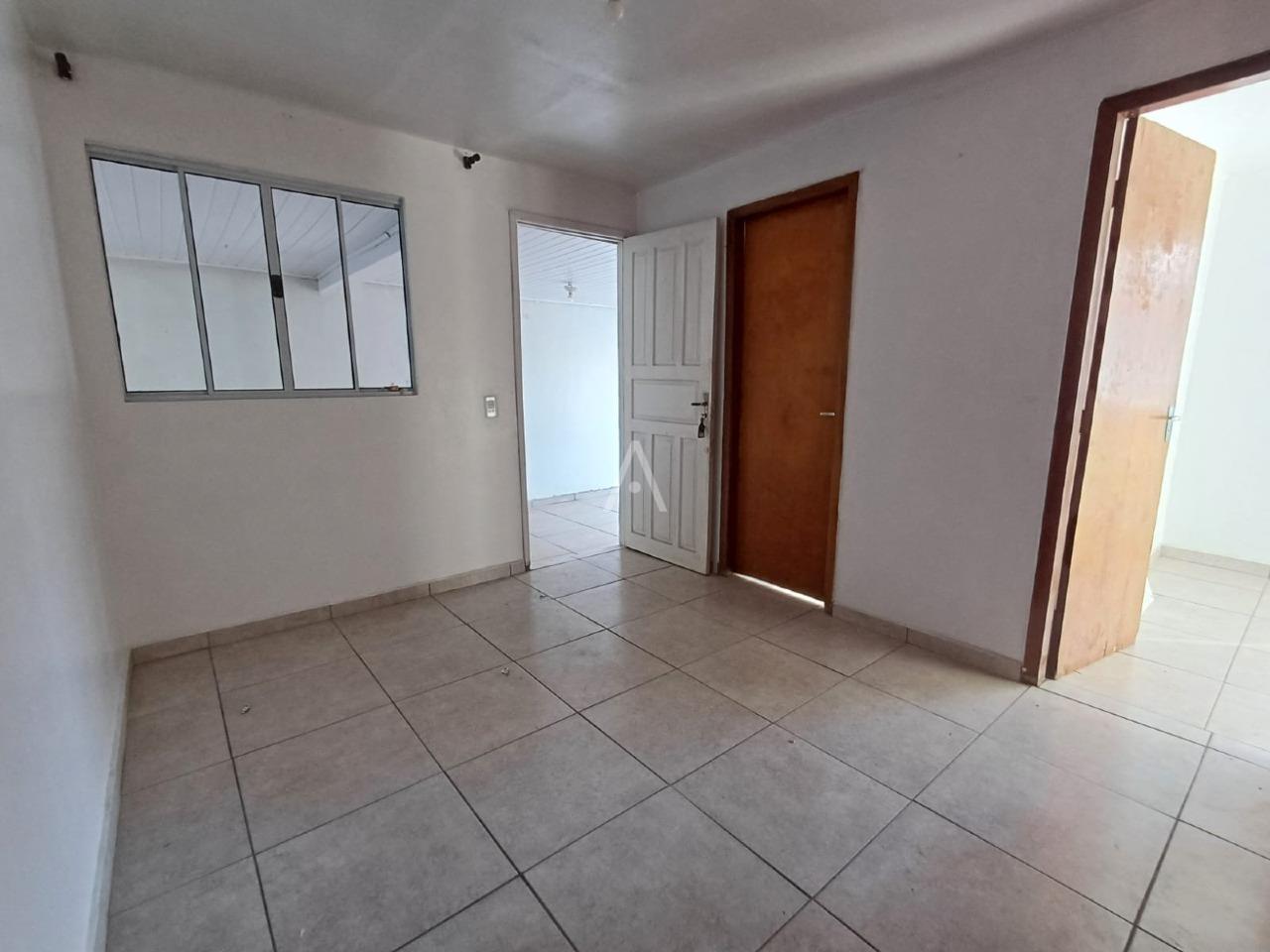 Casa Residencial para à venda no Bairro PERIOLO em CASCAVEL: 