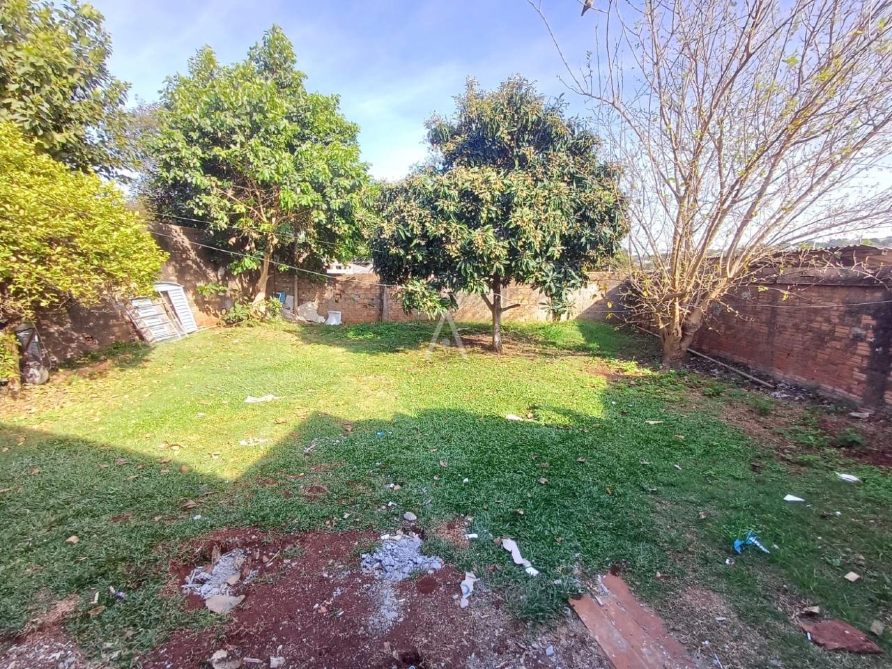Casa Residencial para à venda no Bairro PERIOLO em CASCAVEL: 