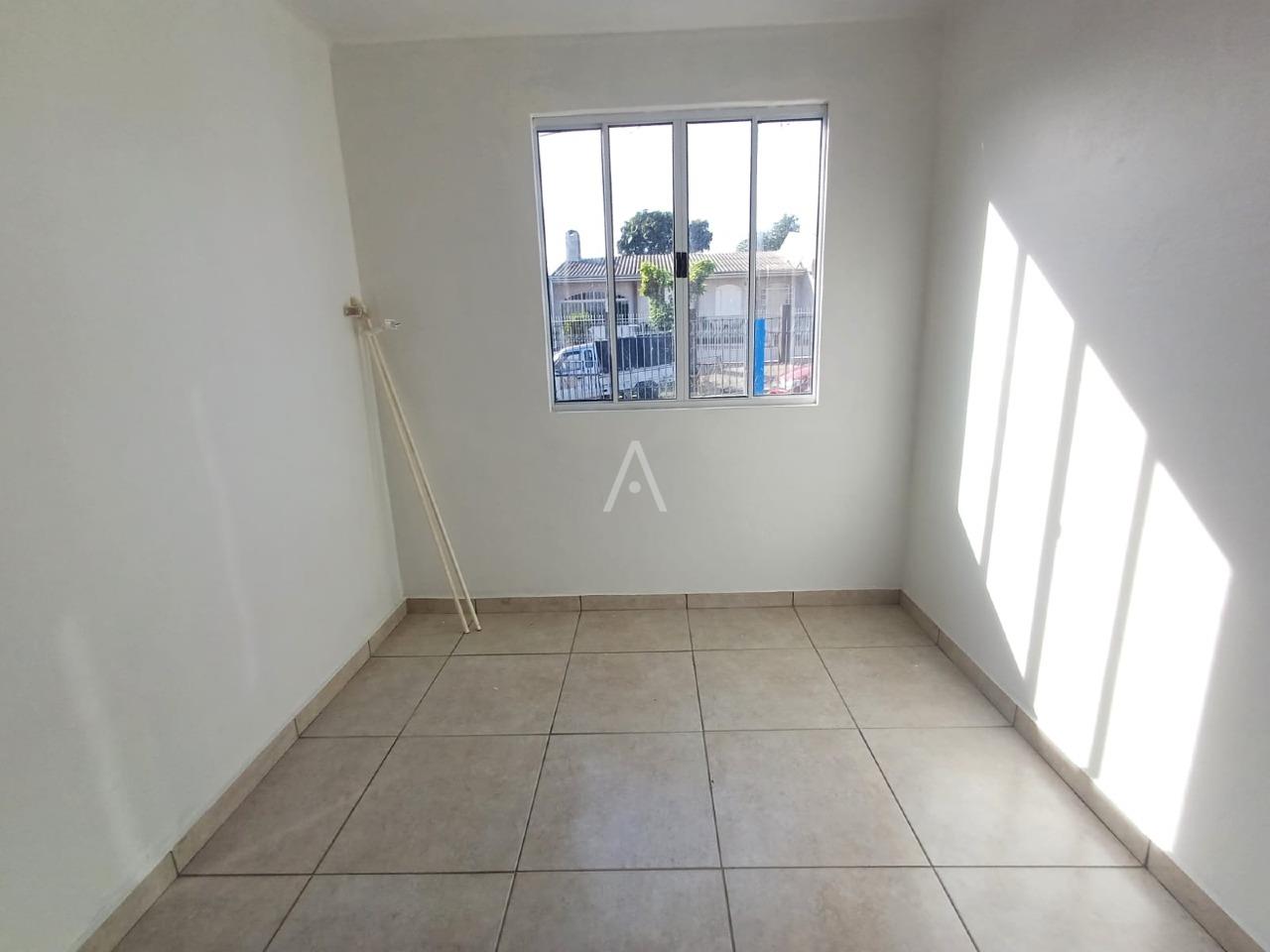 Casa Residencial para à venda no Bairro PERIOLO em CASCAVEL: 