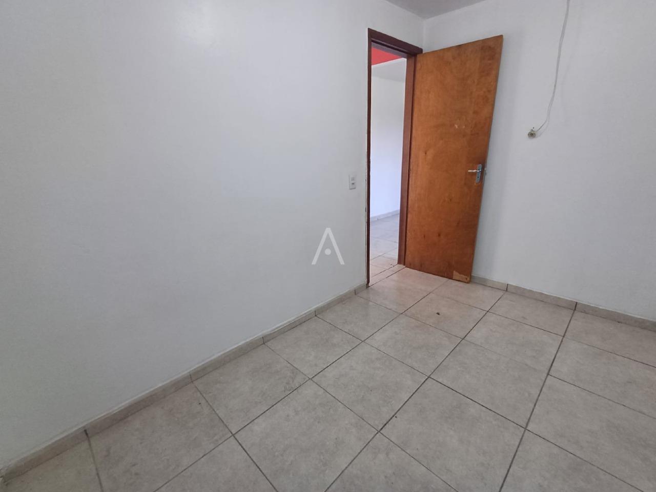 Casa Residencial para à venda no Bairro PERIOLO em CASCAVEL: 