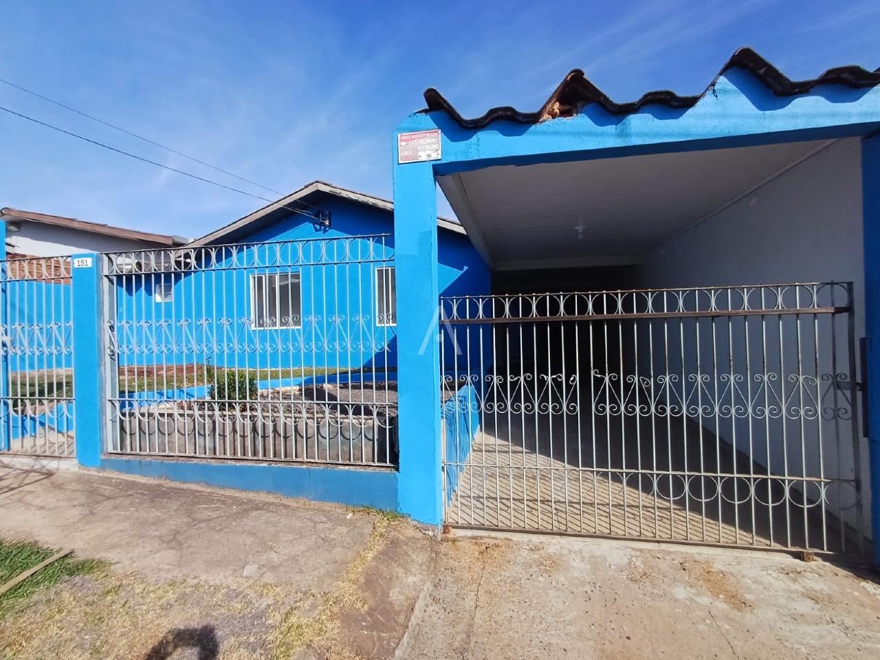 Casa Residencial para à venda no Bairro PERIOLO em CASCAVEL: 