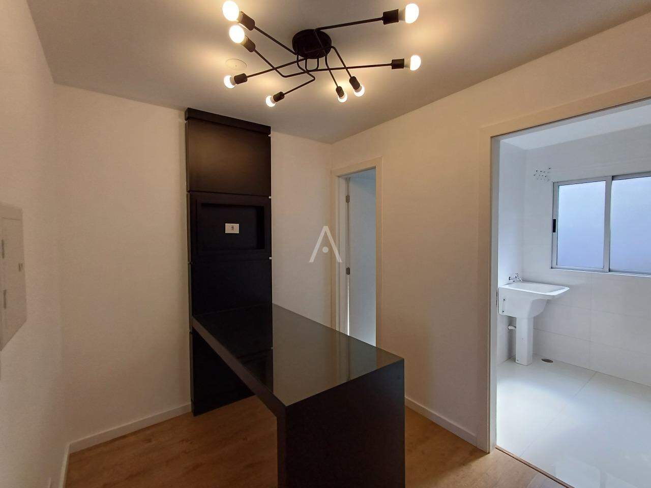 Apartamento para para aluguel no Bairro CENTRO em CASCAVEL: 