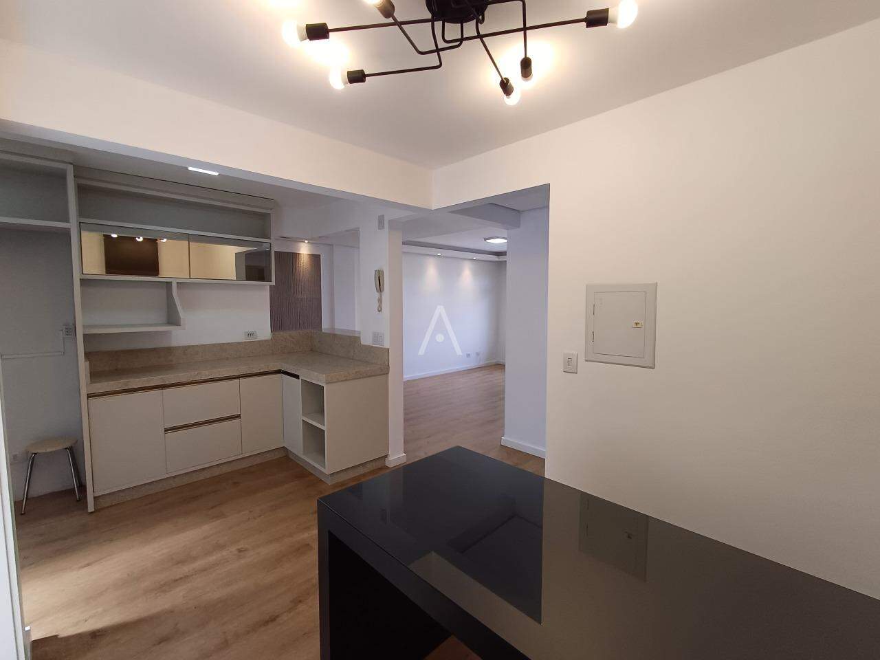 Apartamento para para aluguel no Bairro CENTRO em CASCAVEL: 