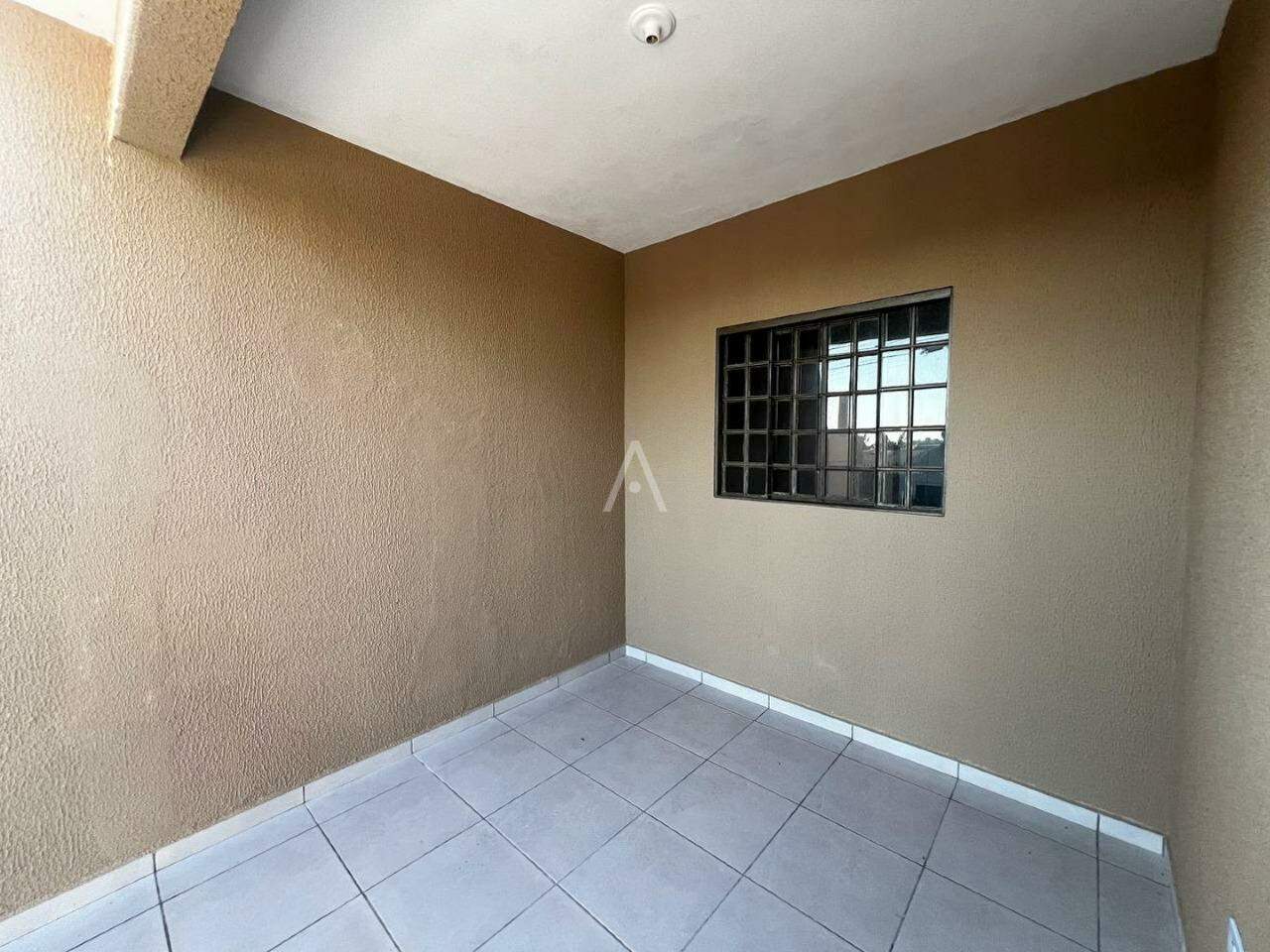 Casa Residencial para à venda no Bairro CANADA em CASCAVEL:
