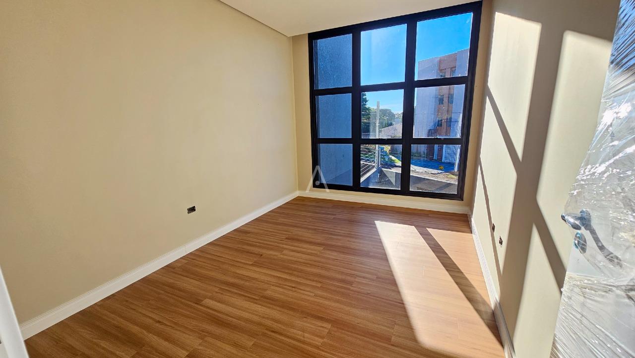 Sobrado para à venda no Bairro CANCELLI em CASCAVEL: 