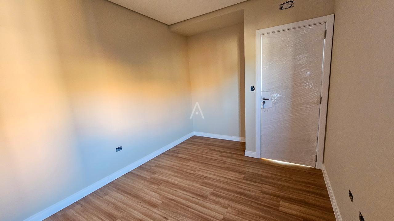 Sobrado para à venda no Bairro CANCELLI em CASCAVEL: 