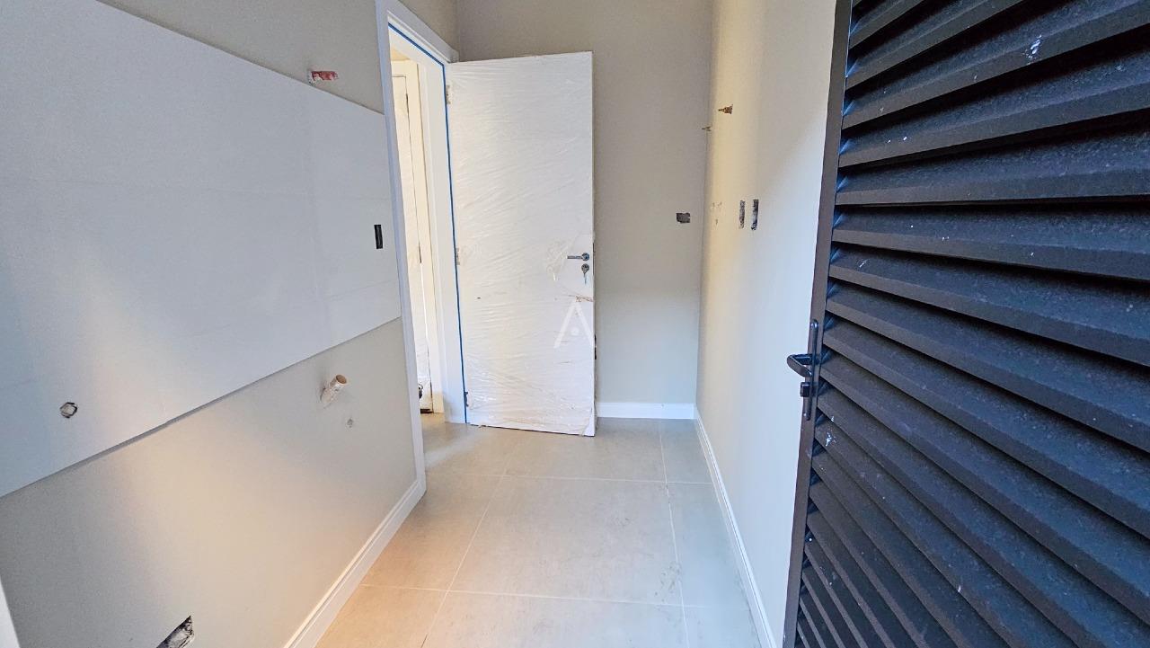 Sobrado para à venda no Bairro CANCELLI em CASCAVEL: 