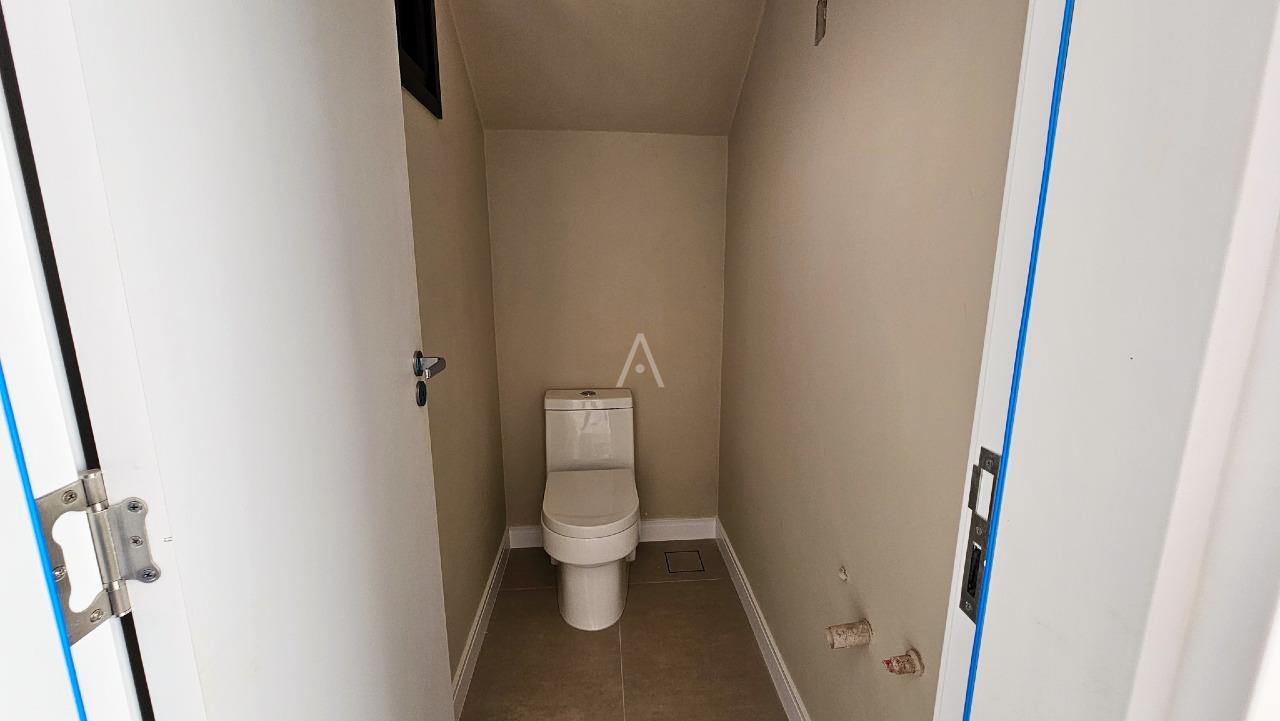 Sobrado para à venda no Bairro CANCELLI em CASCAVEL: 