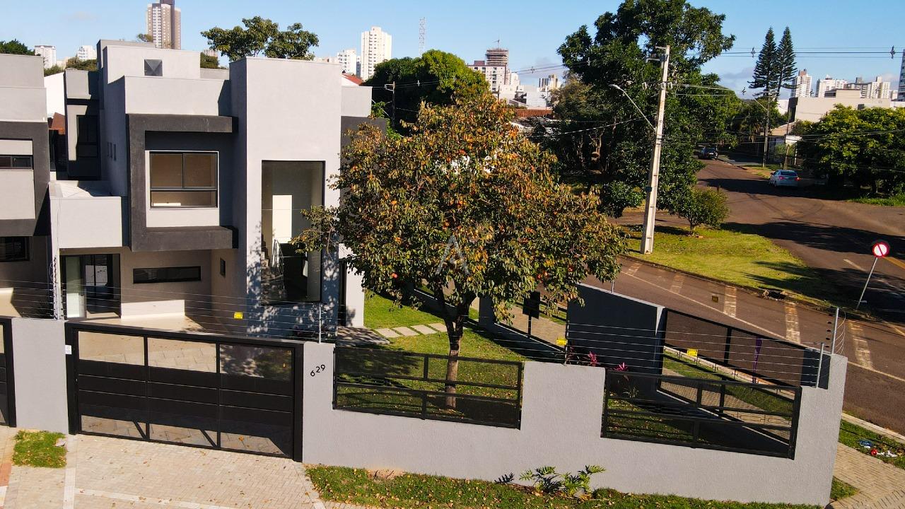 Sobrado para à venda no Bairro CANCELLI em CASCAVEL: 