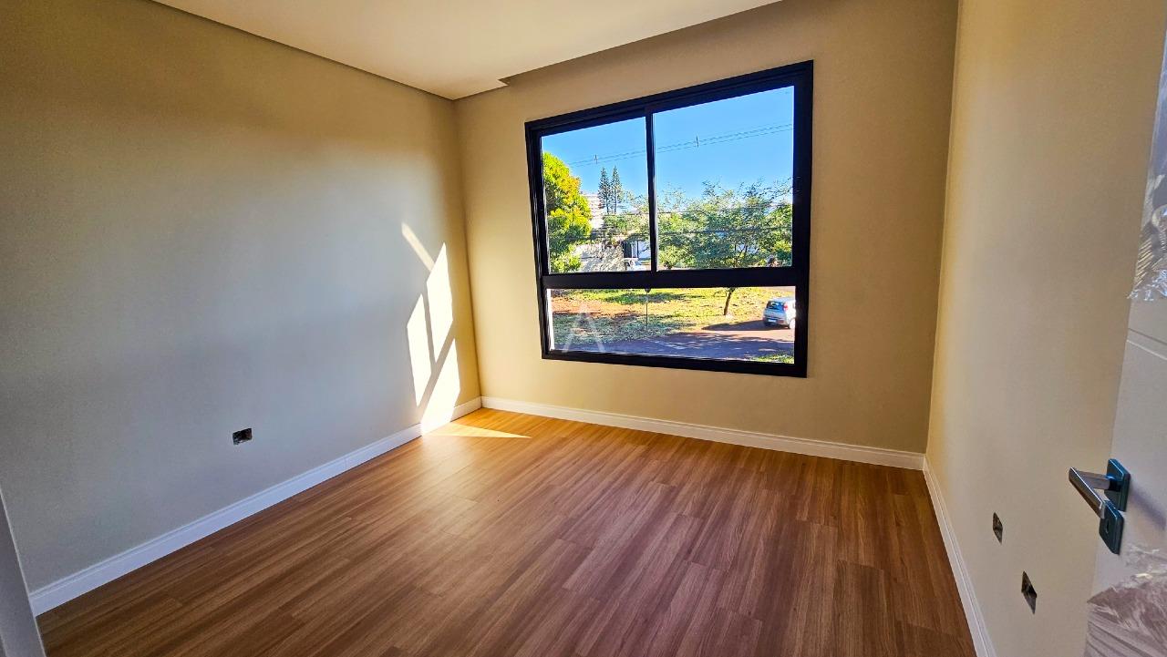 Sobrado para à venda no Bairro CANCELLI em CASCAVEL: 