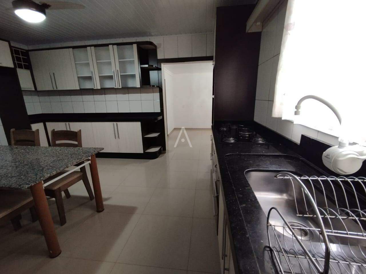 Casa Residencial para à venda no Bairro NOVA CIDADE em CASCAVEL: 