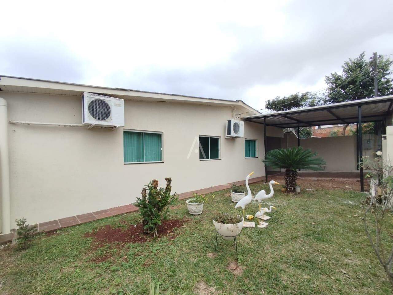 Casa Residencial para à venda no Bairro NOVA CIDADE em CASCAVEL: 