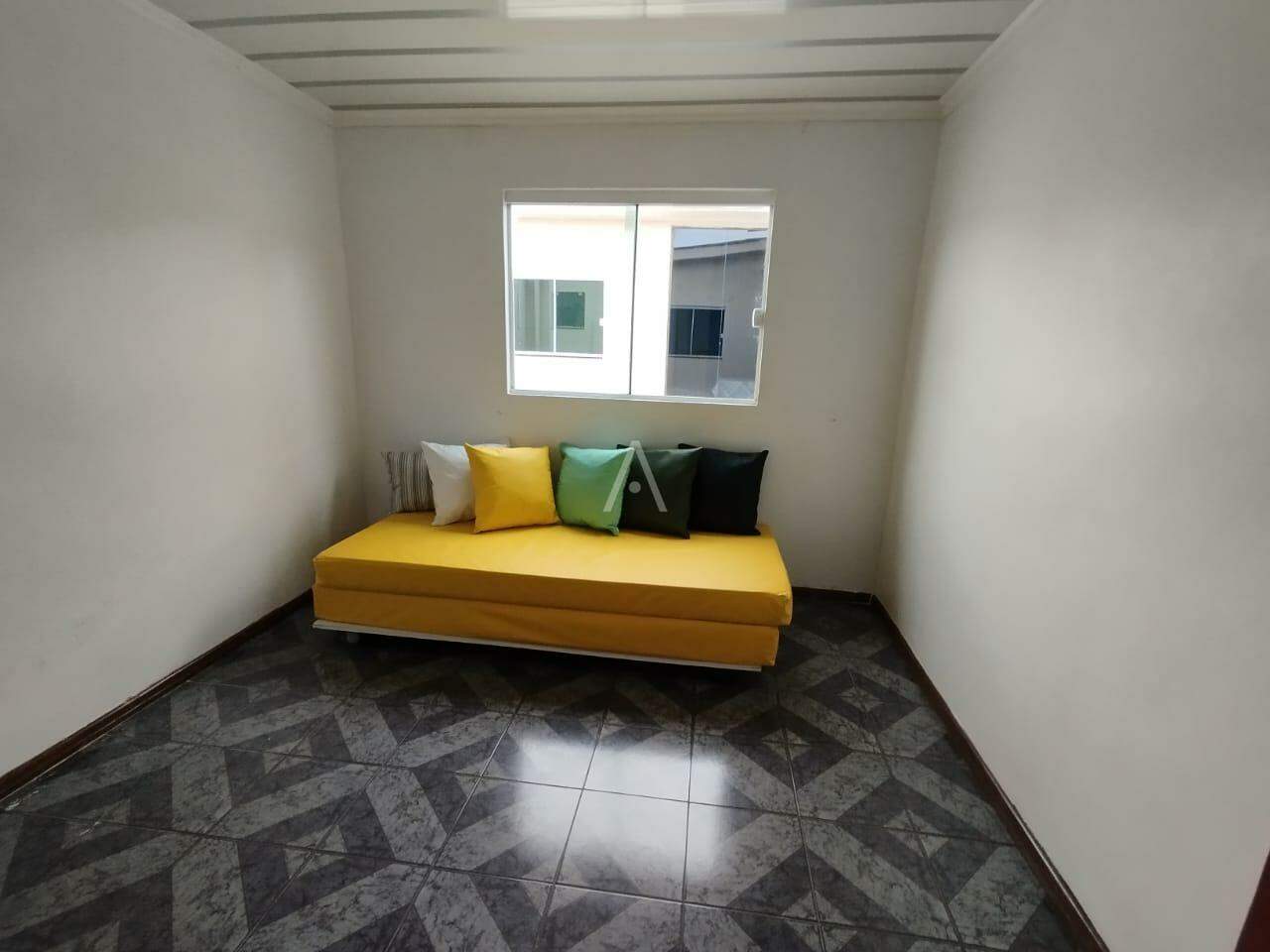 Casa Residencial para à venda no Bairro NOVA CIDADE em CASCAVEL: 