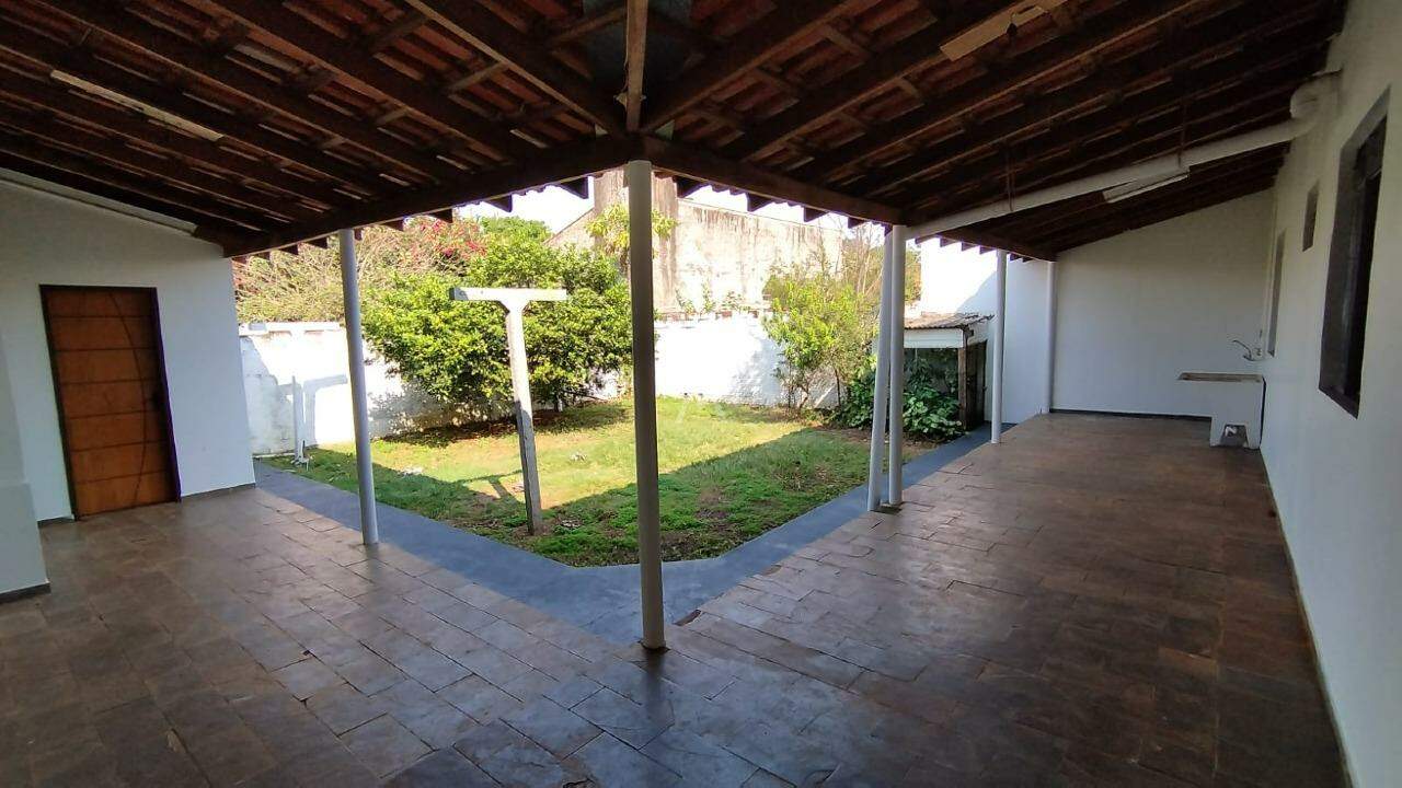 Casa Residencial para para aluguel no Bairro JARDIM GISELA em TOLEDO: