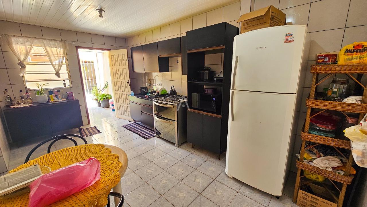 Casa Residencial para à venda no Bairro COUNTRY em CASCAVEL: