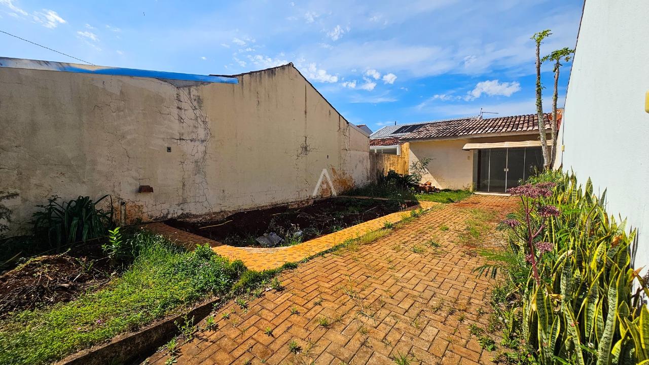 Casa Residencial para à venda no Bairro COUNTRY em CASCAVEL: