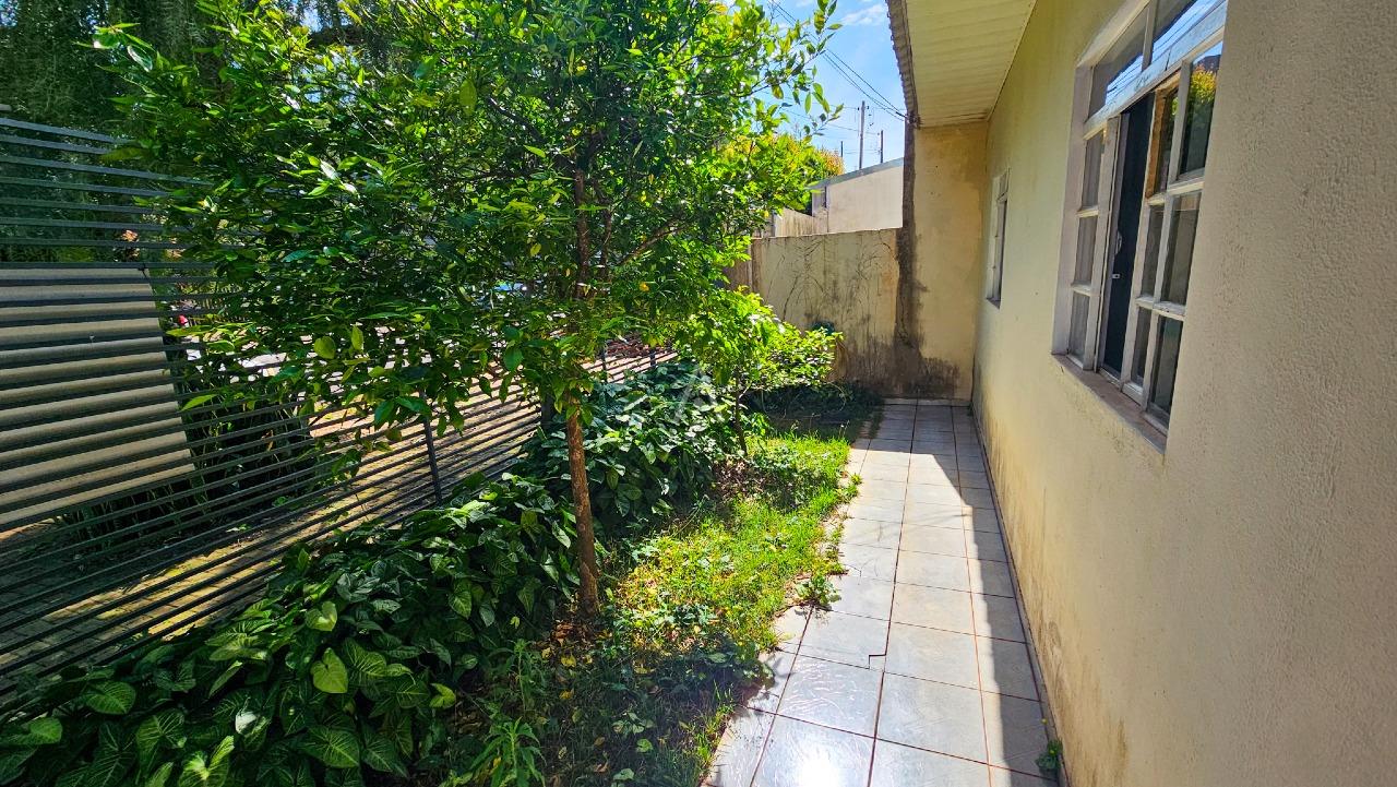 Casa Residencial para à venda no Bairro COUNTRY em CASCAVEL: