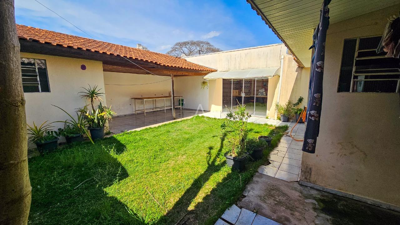 Casa Residencial para à venda no Bairro COUNTRY em CASCAVEL: