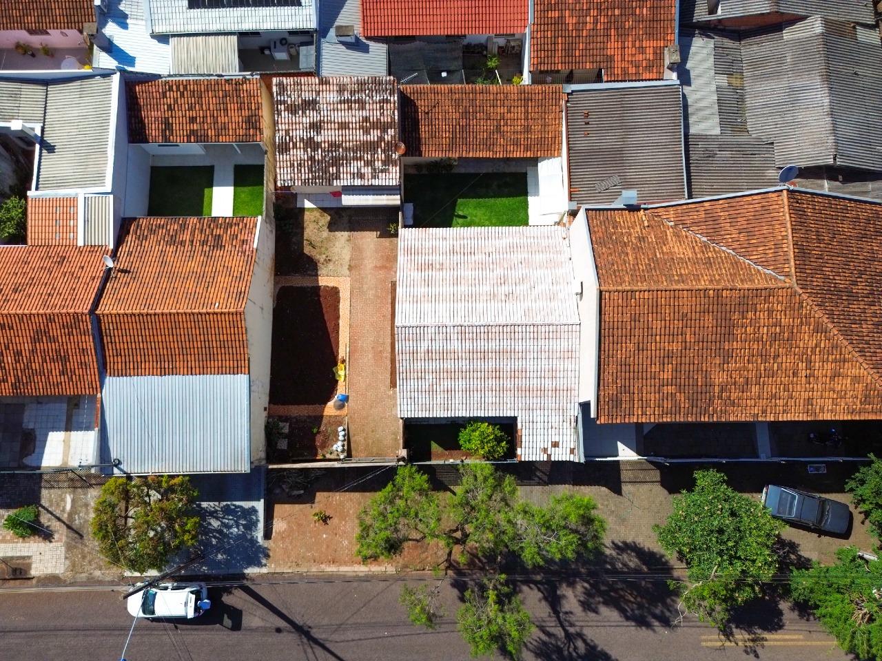 Casa Residencial para à venda no Bairro COUNTRY em CASCAVEL: