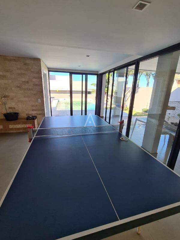 Sobrado para à venda no Bairro CANADA em CASCAVEL: 