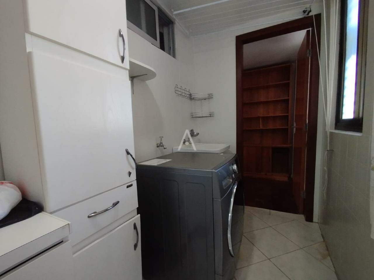 Apartamento para para aluguel no Bairro CENTRO em CASCAVEL: