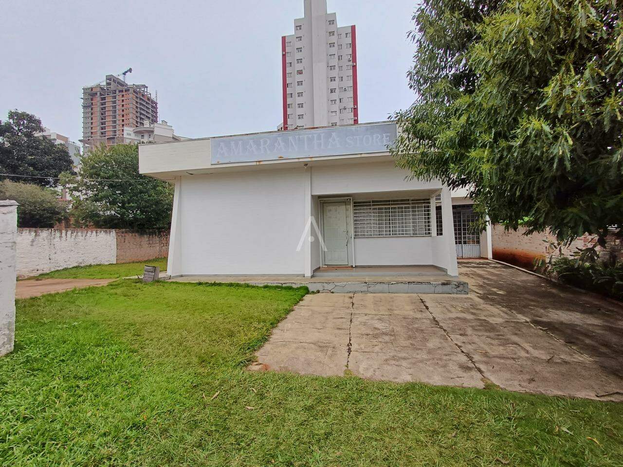 Casa Comercial para para aluguel no Bairro CENTRO em CASCAVEL: 