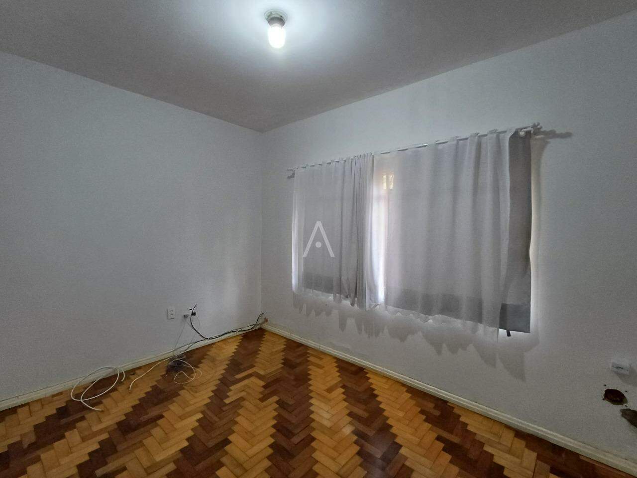 Casa Comercial para para aluguel no Bairro CENTRO em CASCAVEL: 