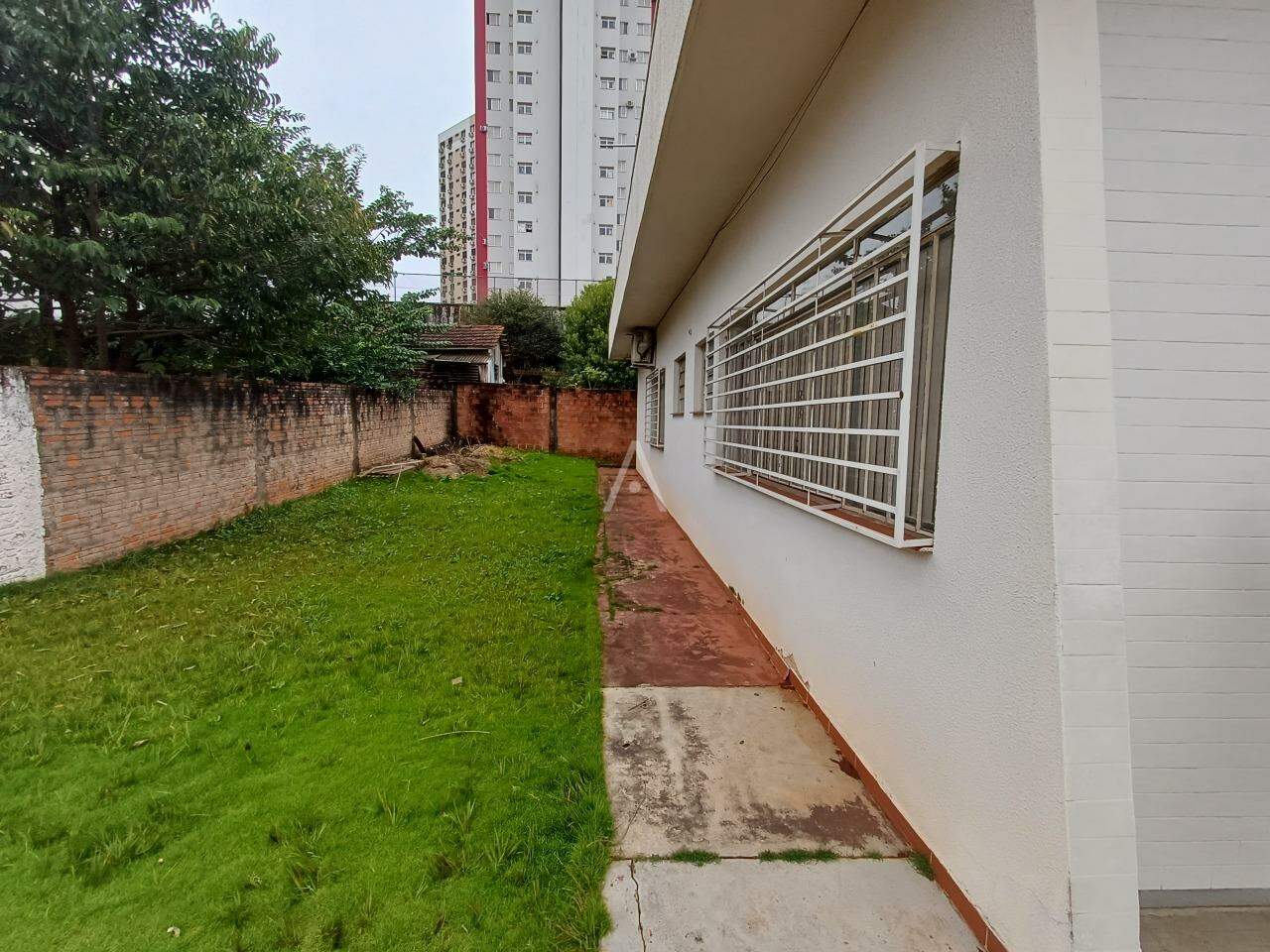 Casa Comercial para para aluguel no Bairro CENTRO em CASCAVEL: 