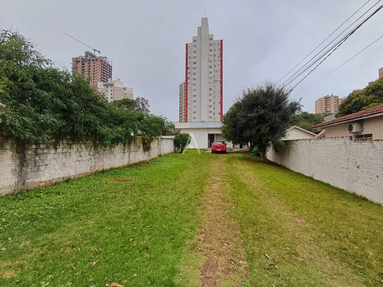 Casa Comercial para para aluguel no Bairro CENTRO em CASCAVEL: 