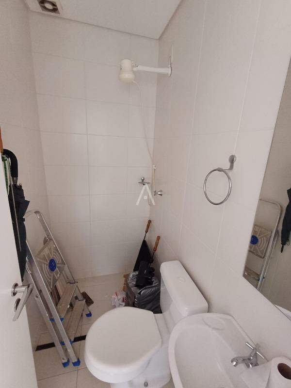 Apartamento para para aluguel no Bairro CENTRO em CASCAVEL: